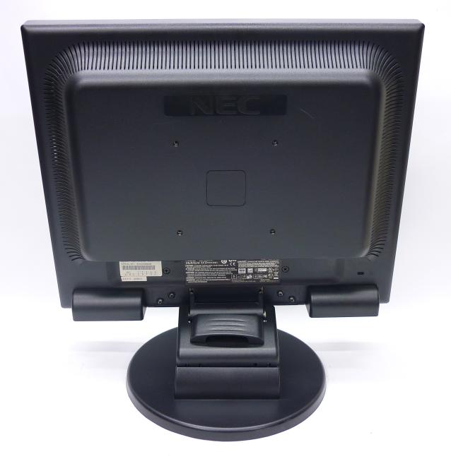 Монитор 19" NEC MultiSync LCD195VXM+ без 1 кнопки
