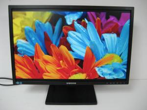 Монитор 22" Samsung S22C450BW