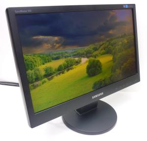  Монитор 18.5" Samsung 943SN