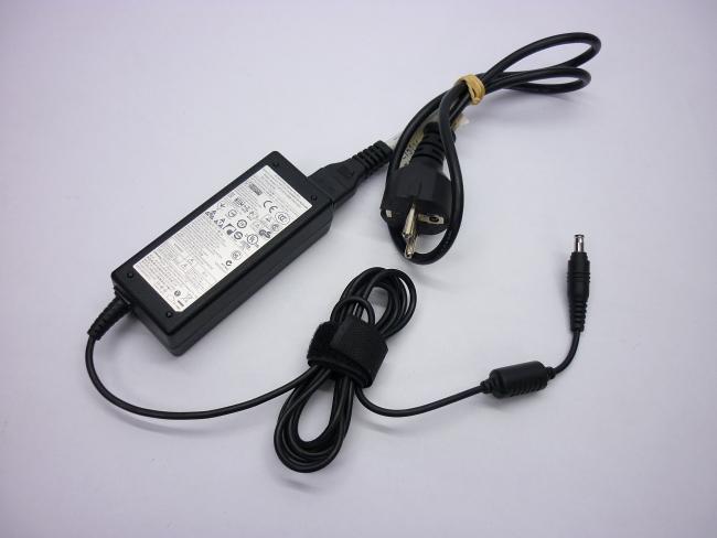 Ноутбук Samsung NP305V5A 
