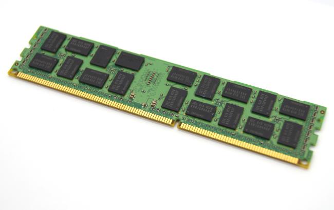 Серверная оперативная память DDR3 4GB REG Samsung