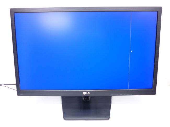Монитор 23.5" LG 24M37D-B полоса