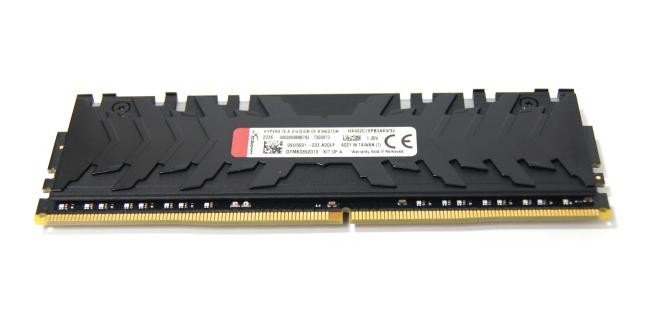 Оперативная память DDR4 8GB Kingston HyperX Predator RGB