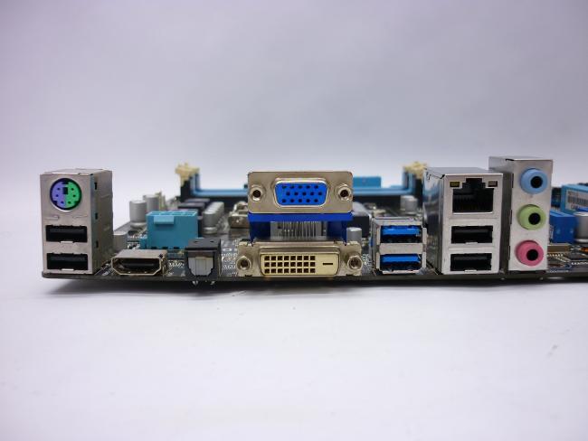 Материнская плата ASUS P8Z77-V LX