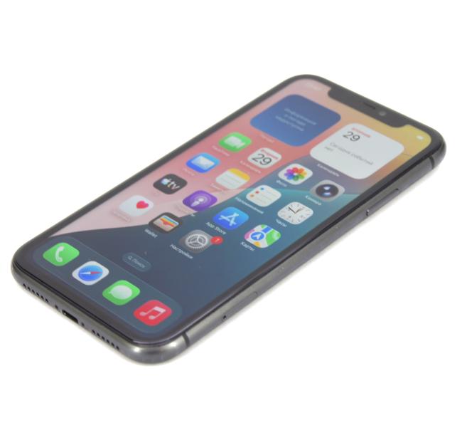 Смартфон Apple iPhone 11 64GB