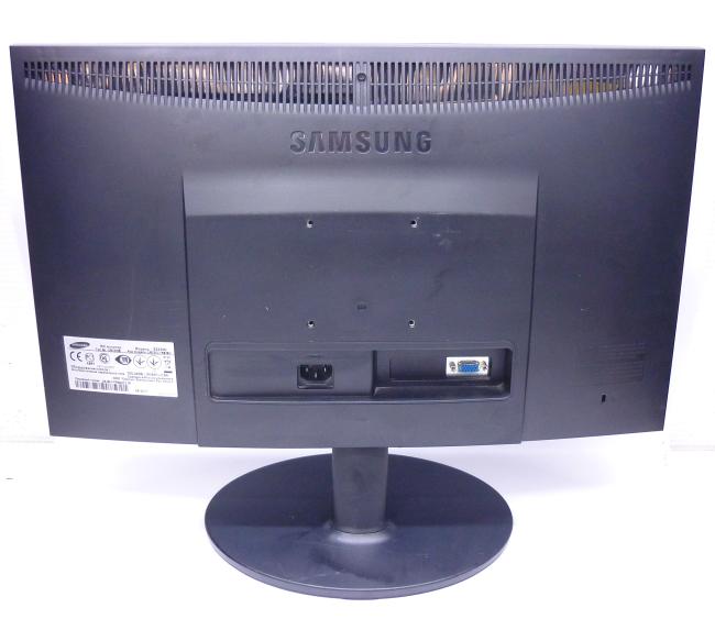 Монитор 21.5" Samsung E2220N царапинки