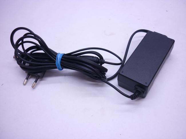 Монитор 23.6" Samsung S24E391HL уценка