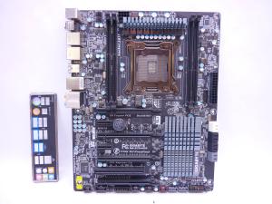Материнская плата GIGABYTE GA-X79-UD3 (rev. 1.0)