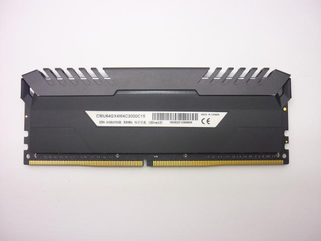 Оперативная память DDR4 16GB Corsair Vengeance LED