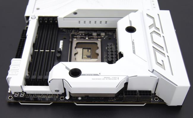 Материнская плата ASUS ROG MAXIMUS Z790 FORMULA
