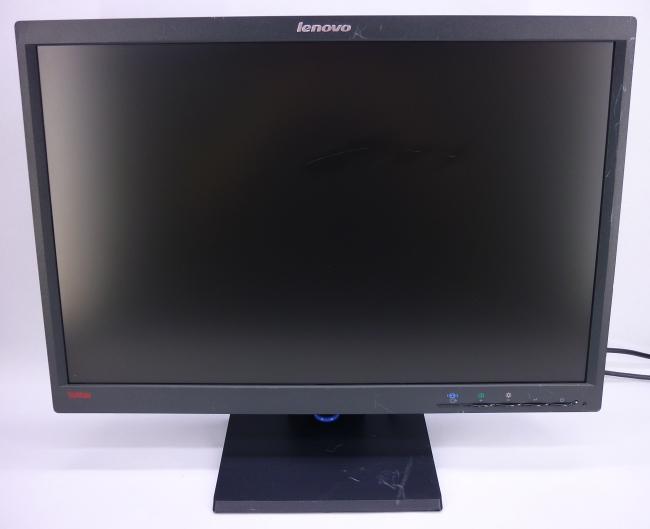 Монитор 22" Lenovo L2250p царапины 