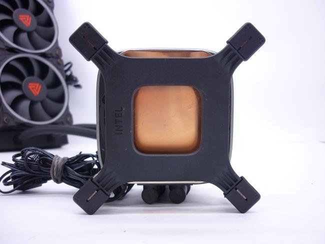 Система жидкостного охлаждения DEEPCOOL LS720 