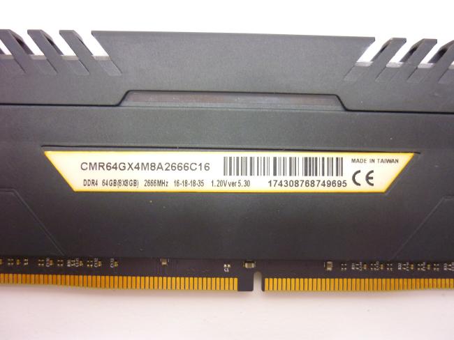 Оперативная память DDR4 32GB KIT 4x8GB Corsair Vengeance RGB 