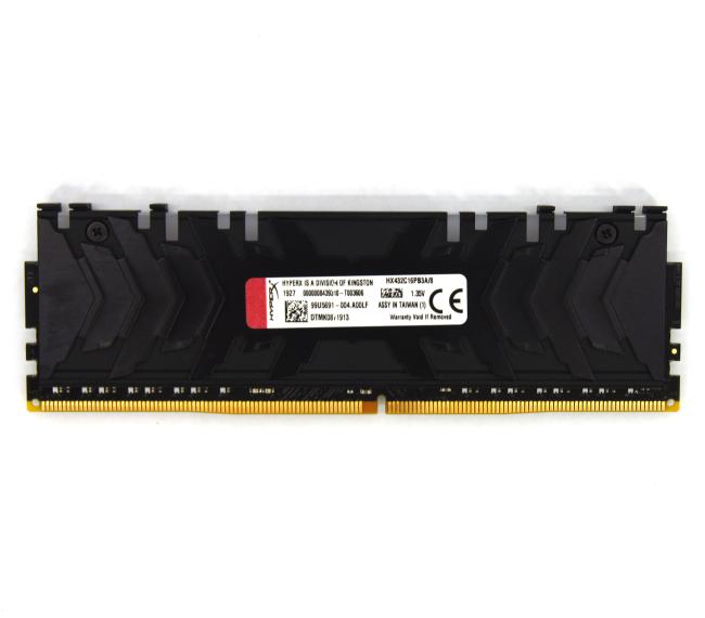 Оперативная память DDR4 8GB Kingston HyperX Predator RGB