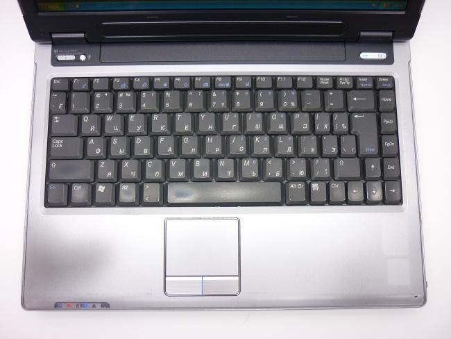 Бюджетный ноутбук ASUS W6A