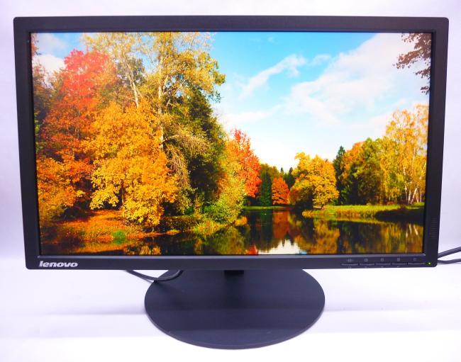 Монитор 21.5" Lenovo ThinkVision T2224pD царапина
